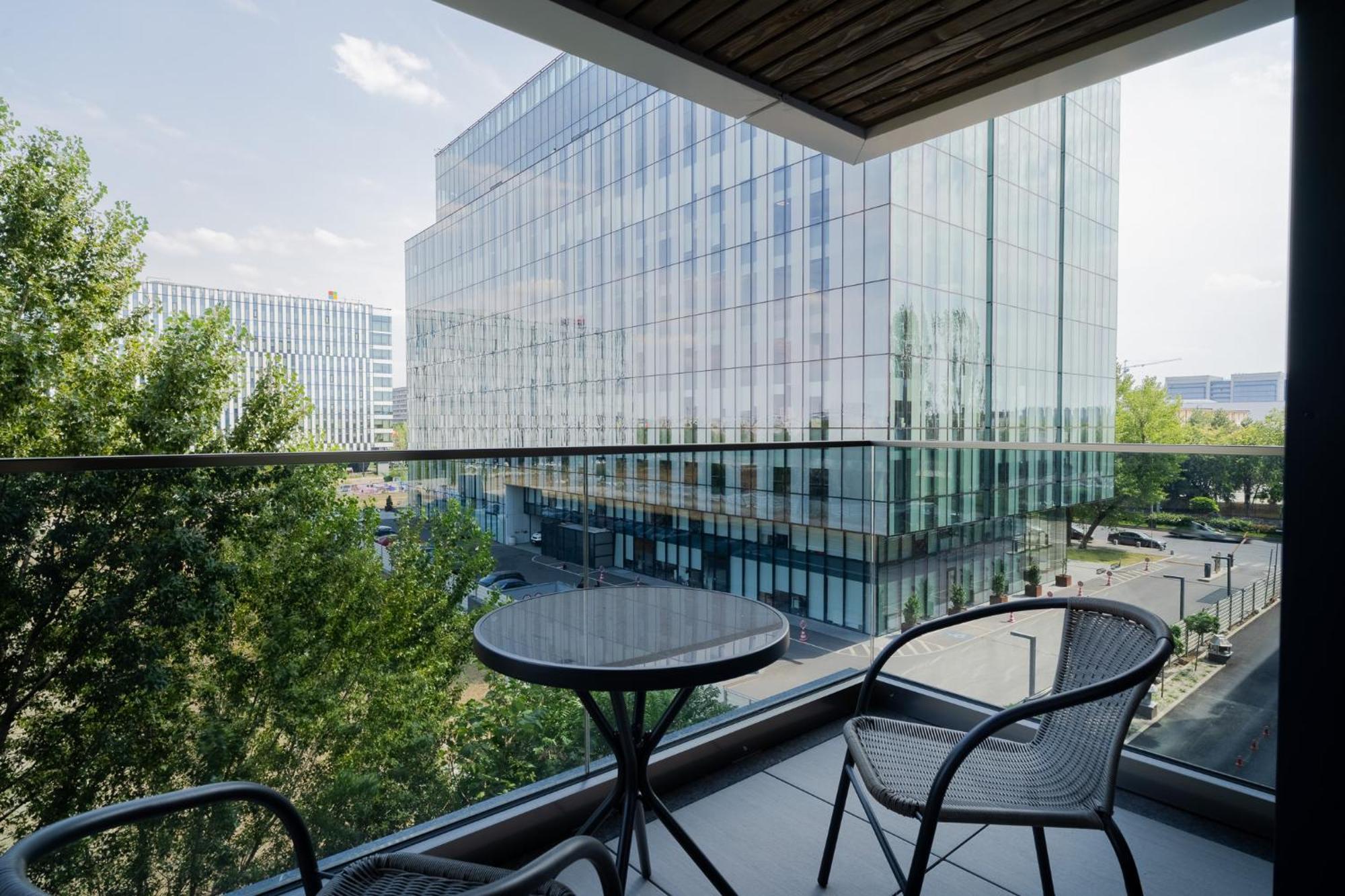 Amazing View Apartments - Iuliu Maniu & Politehnica Park Bucharest Exterior photo