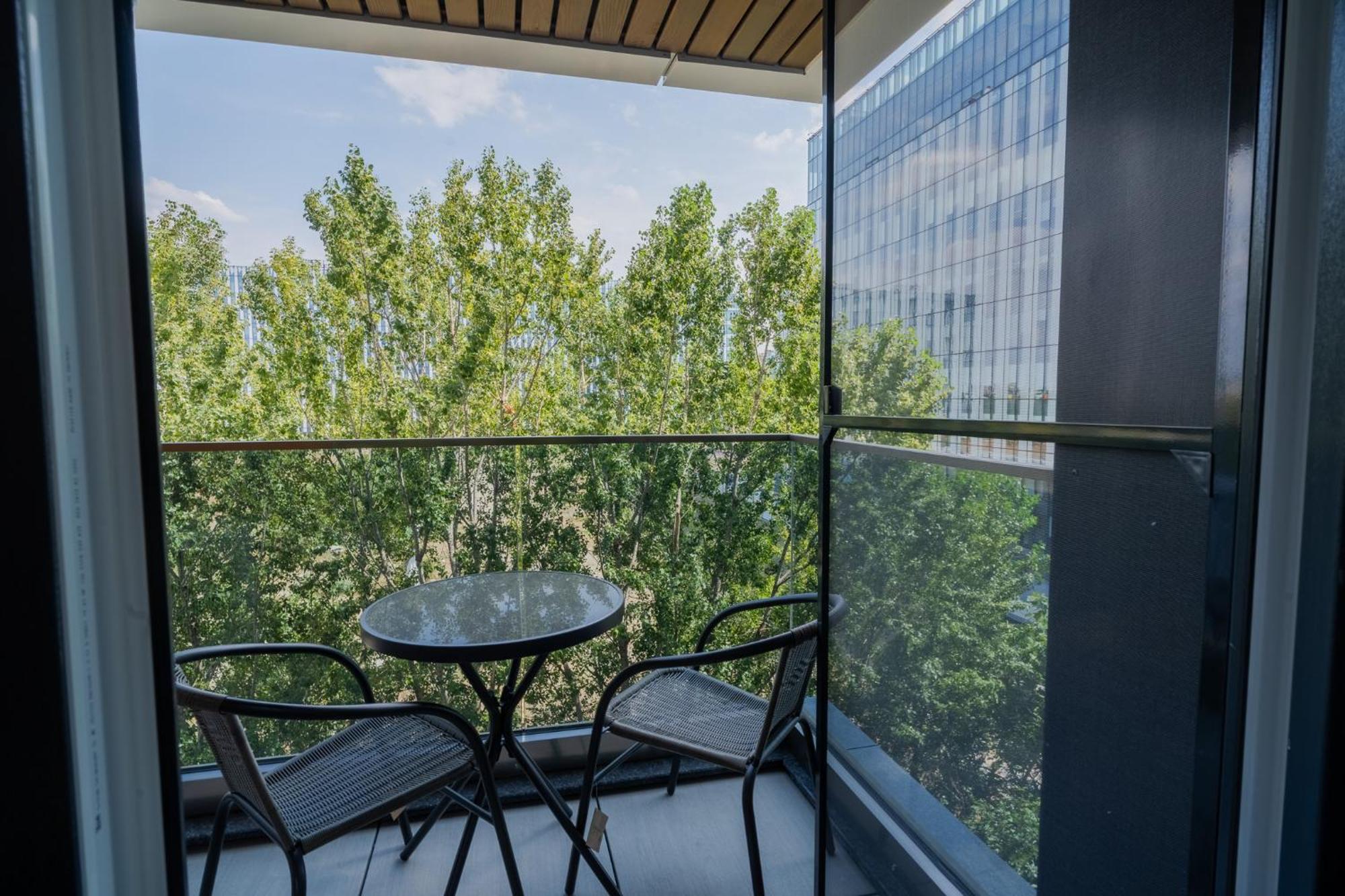 Amazing View Apartments - Iuliu Maniu & Politehnica Park Bucharest Exterior photo
