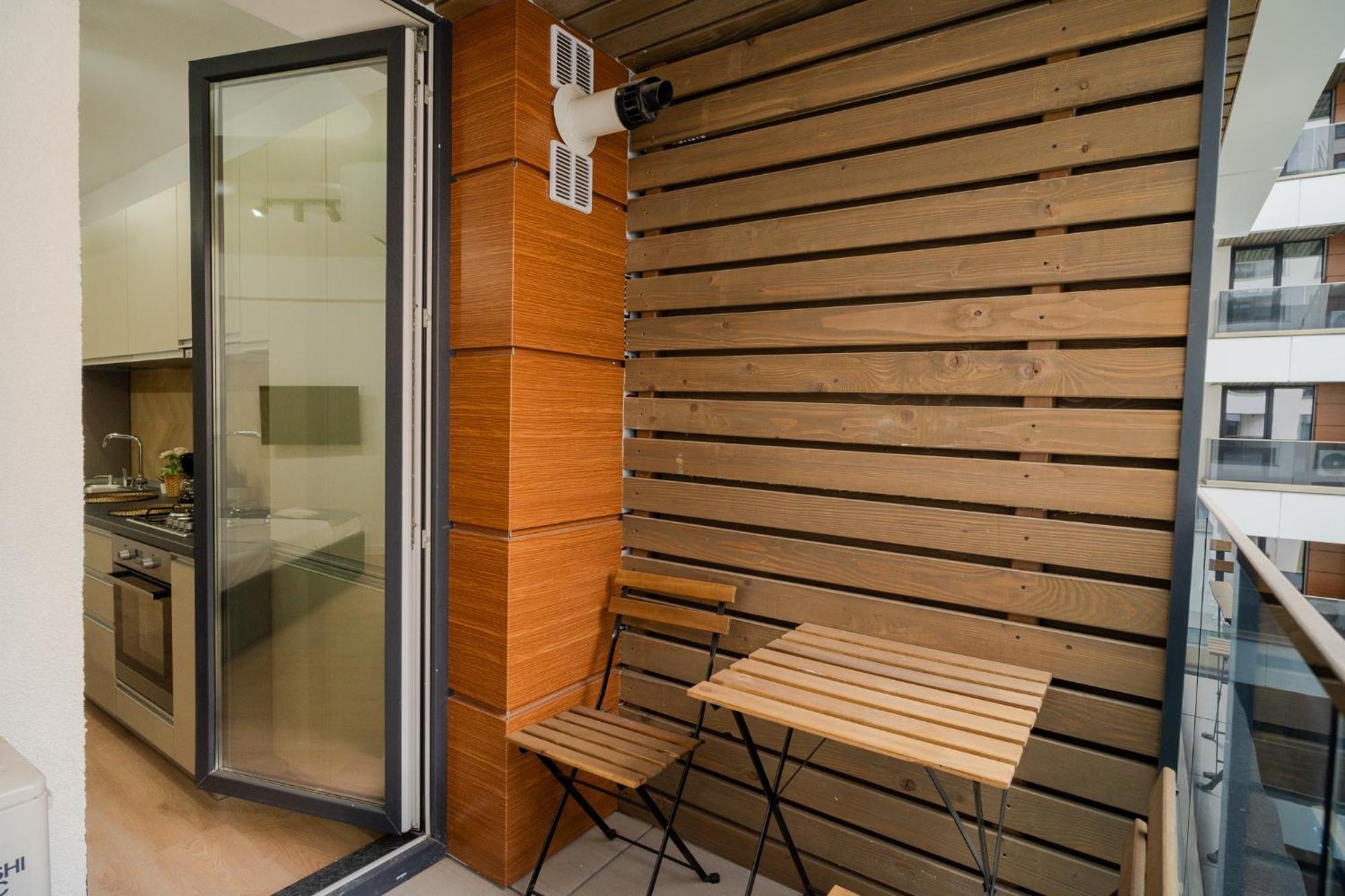 Amazing View Apartments - Iuliu Maniu & Politehnica Park Bucharest Exterior photo