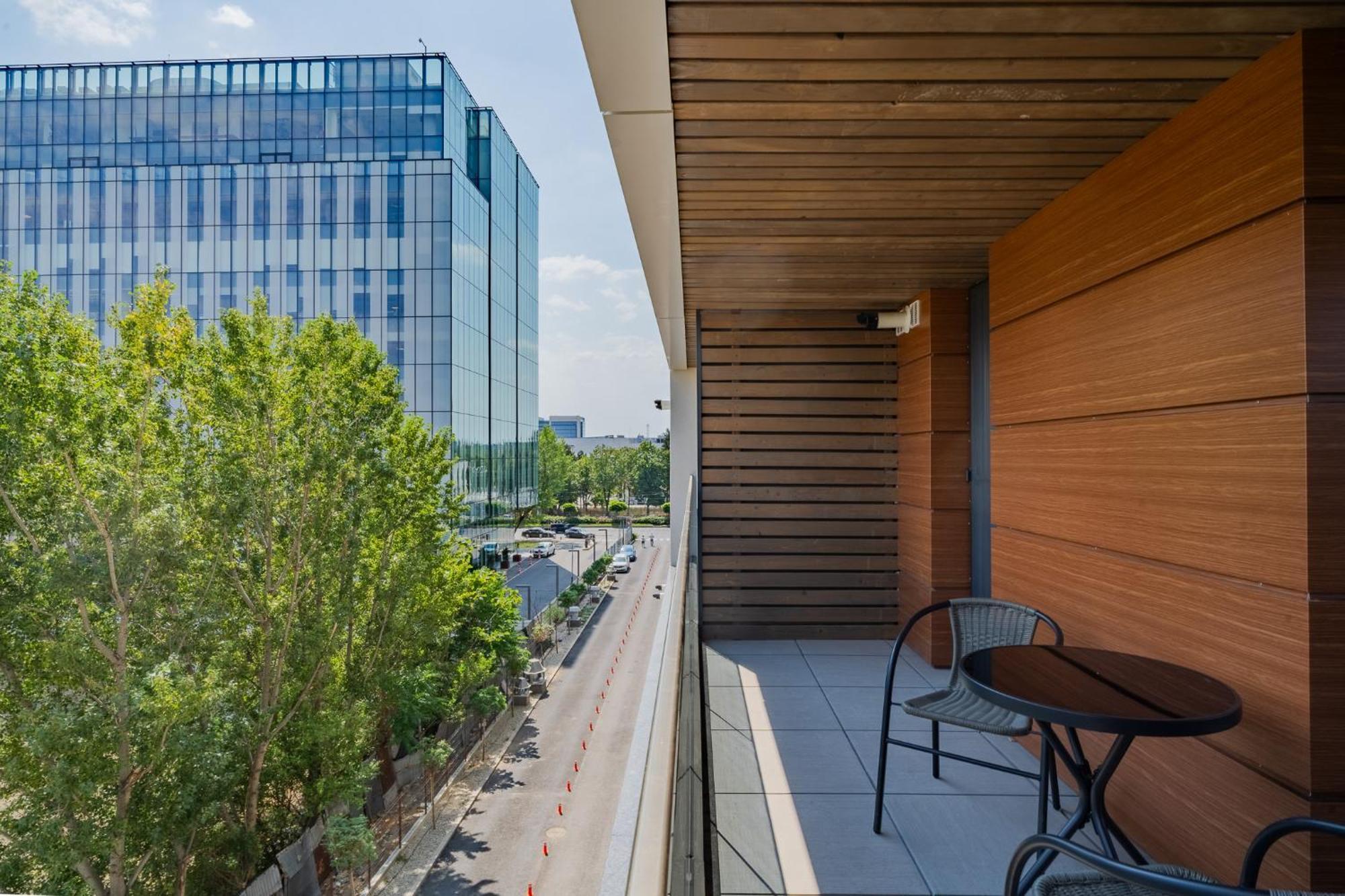 Amazing View Apartments - Iuliu Maniu & Politehnica Park Bucharest Exterior photo